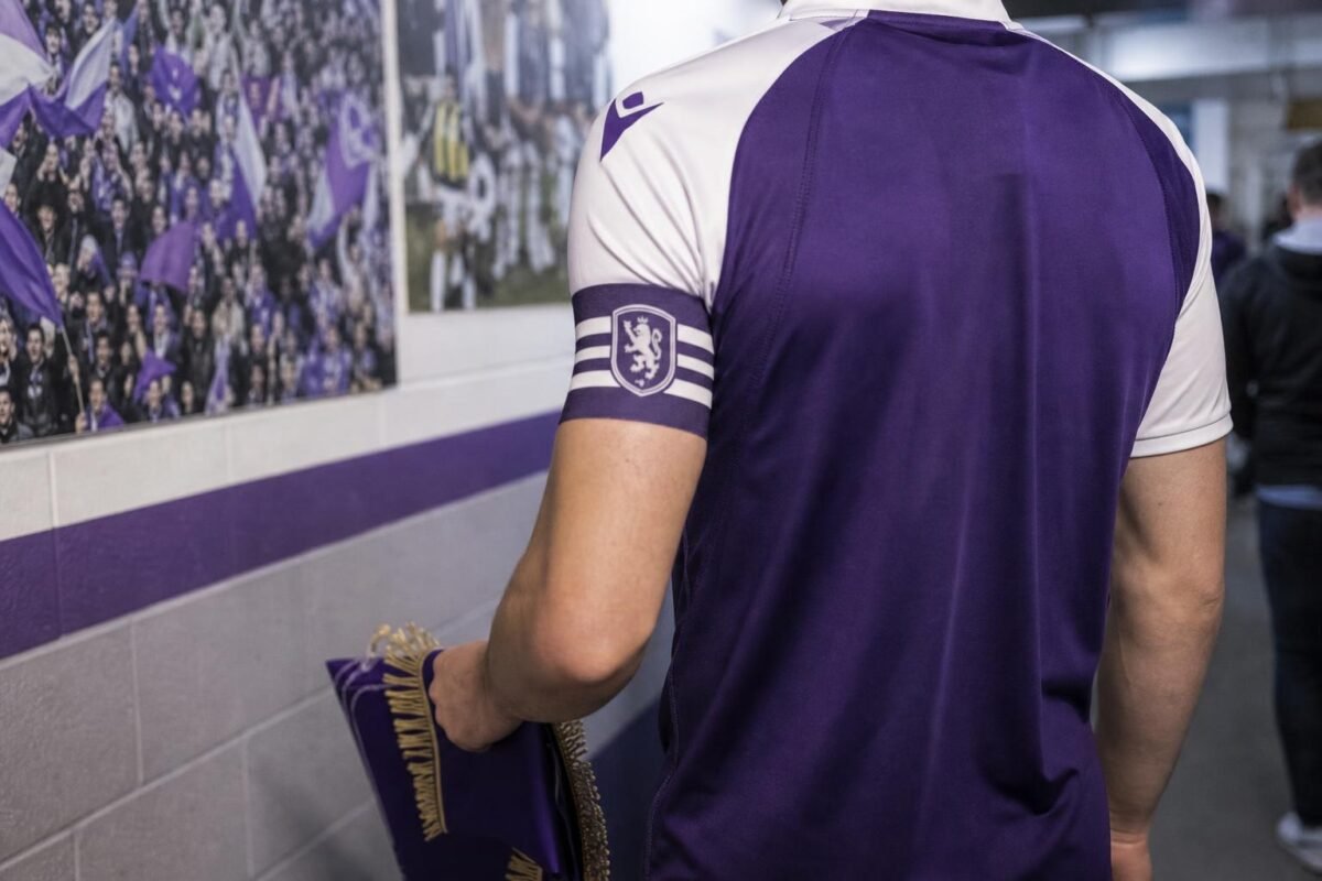 Beerschot neemt afscheid van aanvoerder Ryan Sanusi