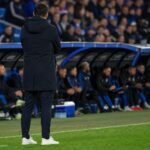 Ivan Leko langs de zijlijn bij Club Brugge tijdens een wedstrijd in het Jan Breydelstadion