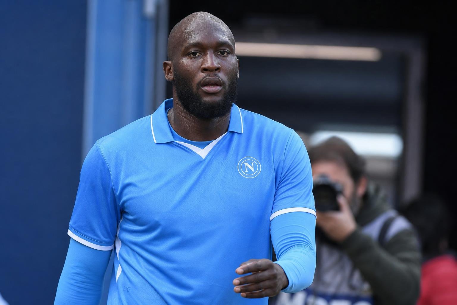 Romelu Lukaku in het shirt van Napoli tijdens een wedstrijd