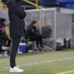 Edward Still in een coachcontext tijdens een wedstrijdmoment