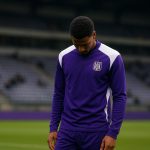 Nathan Saliba van RSC Anderlecht op training, gezien van achteren