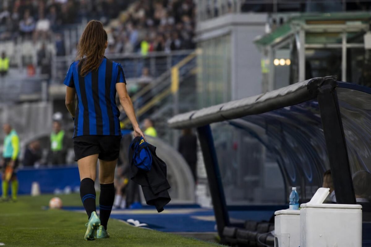 Tessa Wullaert tijdens een wedstrijd in Inter-shirt