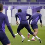 Antoine Sibierski bij Anderlecht in clubcontext tijdens een trainingsmoment