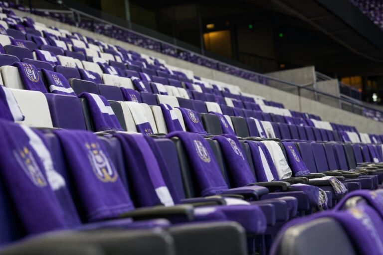 Sfeerbeeld rond een afscheid bij RSC Anderlecht in het Lotto Park