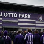 Sfeerbeeld rond RSC Anderlecht in het Lotto Park met focus op de toekomst van Vincent Kompany
