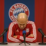 Vincent Kompany, trainer van Bayern München, reageert na de 3-3 tegen Heidenheim op vragen over de defensie.