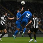Spelbeeld van Sporting Charleroi tegen KRC Genk op Mambourg in de Europe Play-Offs