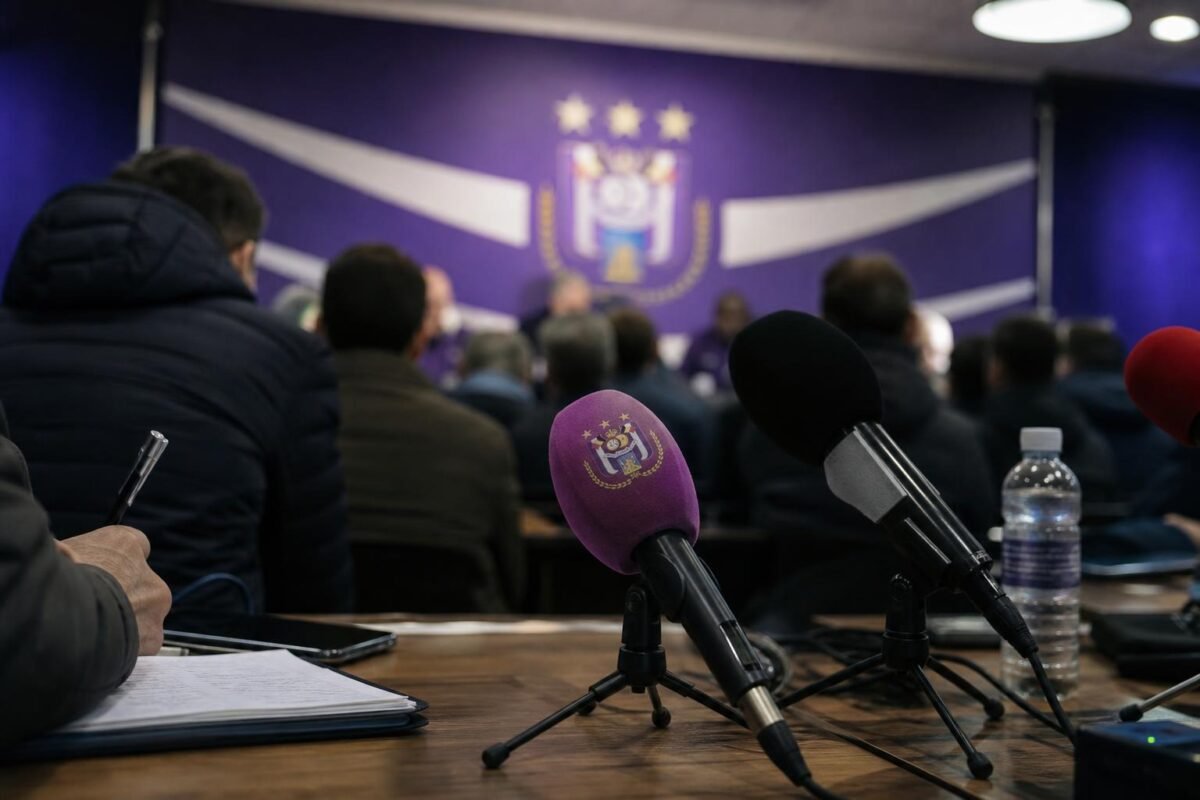 Supportersmoment rond de nieuwe sportieve koers van Anderlecht