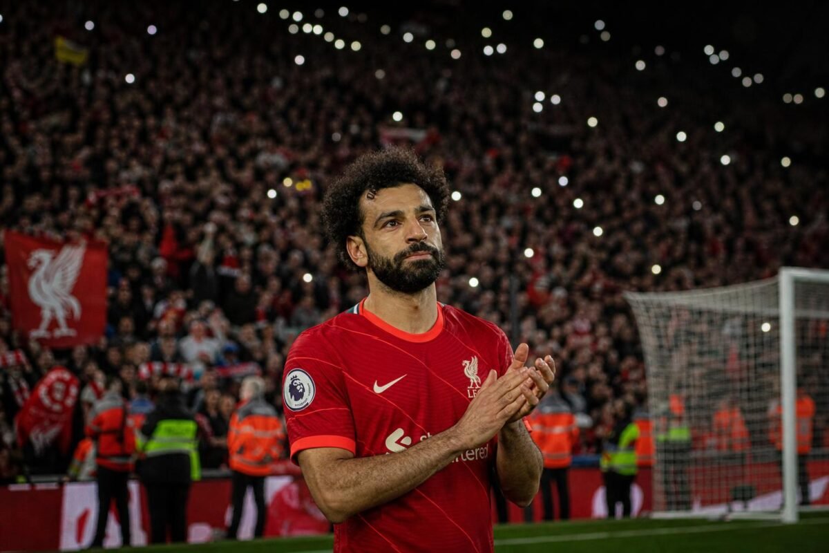 Mohamed Salah in Liverpool-context tijdens een emotioneel afscheid op Anfield