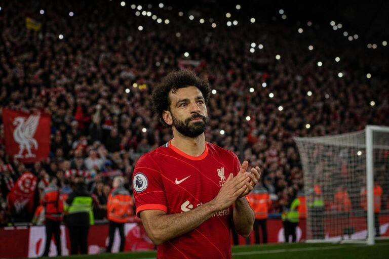 Mohamed Salah in Liverpool-context tijdens een emotioneel afscheid op Anfield