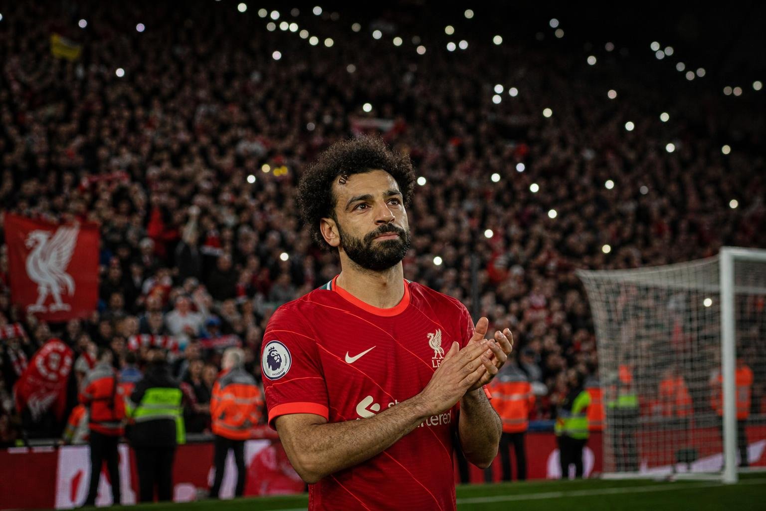 Mohamed Salah in Liverpool-context tijdens een emotioneel afscheid op Anfield