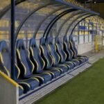 Trainersbank van STVV op Stayen in gespannen sfeer
