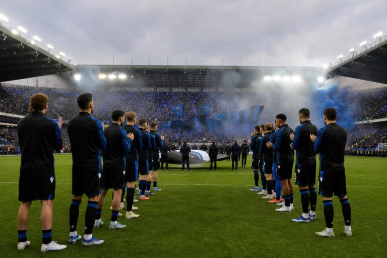 Gespannen erehaag-sfeer voor een kampioenswedstrijd van Club Brugge