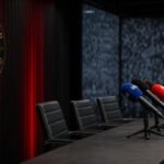 Persopstelling in De Kuip rond de nieuwe leiding van Feyenoord zonder herkenbare gezichten