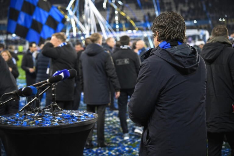 Sfeerbeeld van Club Brugge-supporters tijdens een titelviering