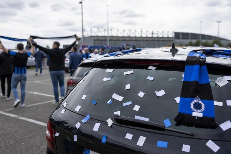 Afscheidssfeer rond Club Brugge met een ludieke knipoog voor Simon Mignolet