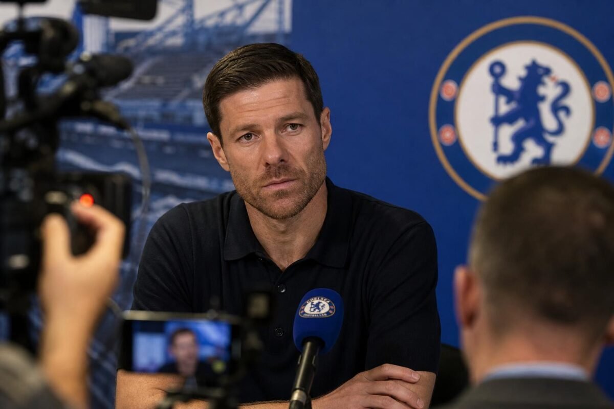 Xabi Alonso in een gespannen perscontext rond de transferplannen van Chelsea