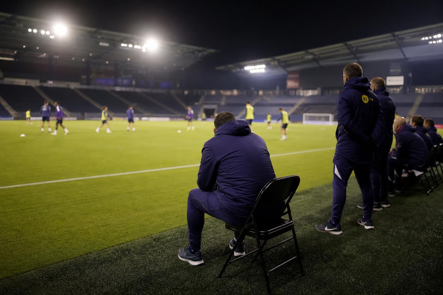 Engelse WK-selectie in een besloten oefensetting in Kansas City zonder herkenbare gezichten