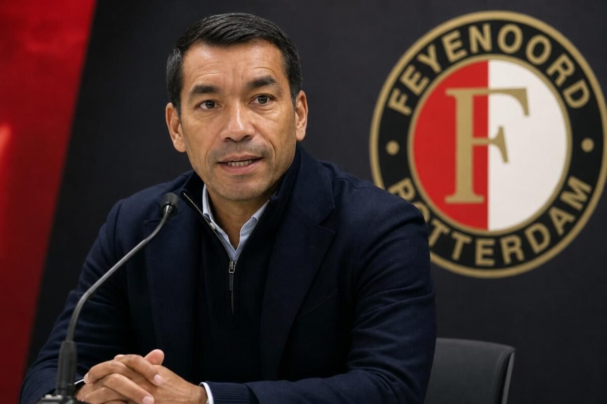 Giovanni van Bronckhorst keert als trainer terug bij Feyenoord