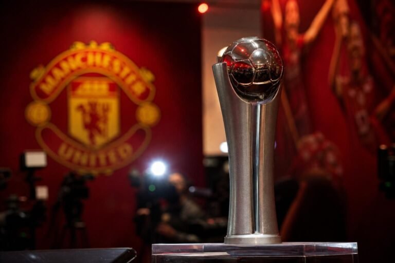 Senne Lammens blikt terug op zijn sterke eerste seizoen bij Manchester United