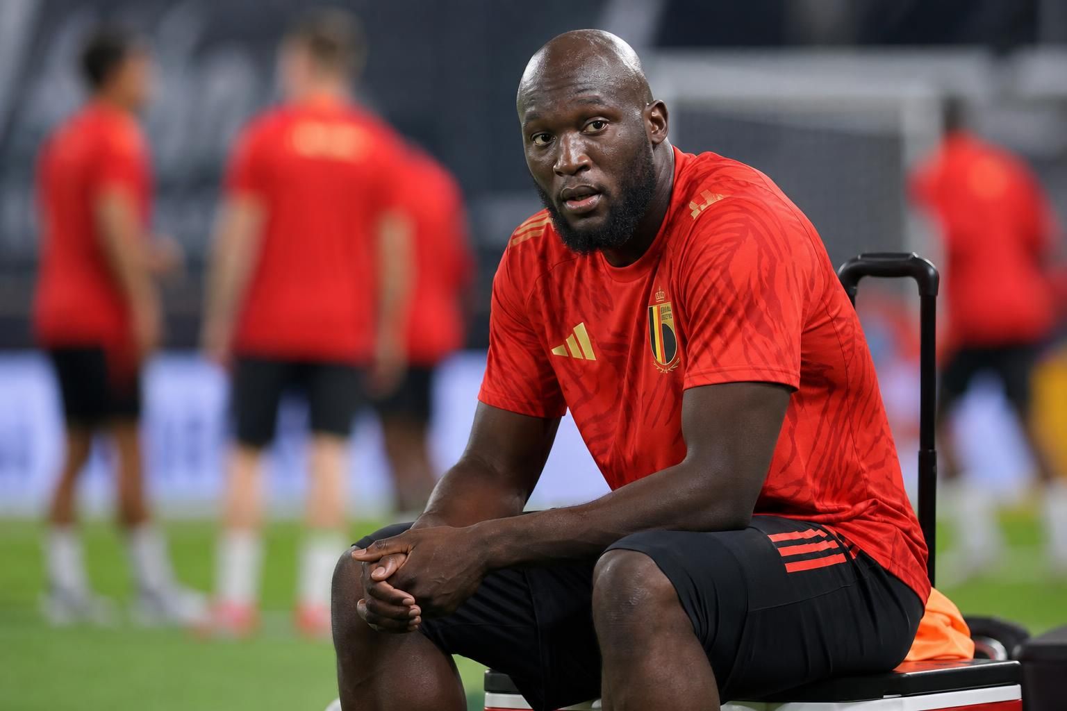 Romelu Lukaku in focus tijdens een herstelcontext bij de Rode Duivels