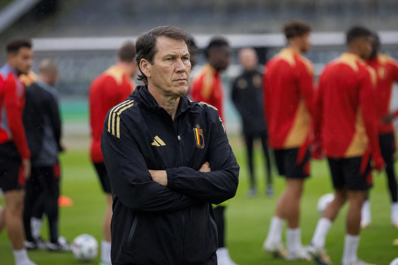 Rudi Garcia op training bij de Rode Duivels in aanloop naar Iran