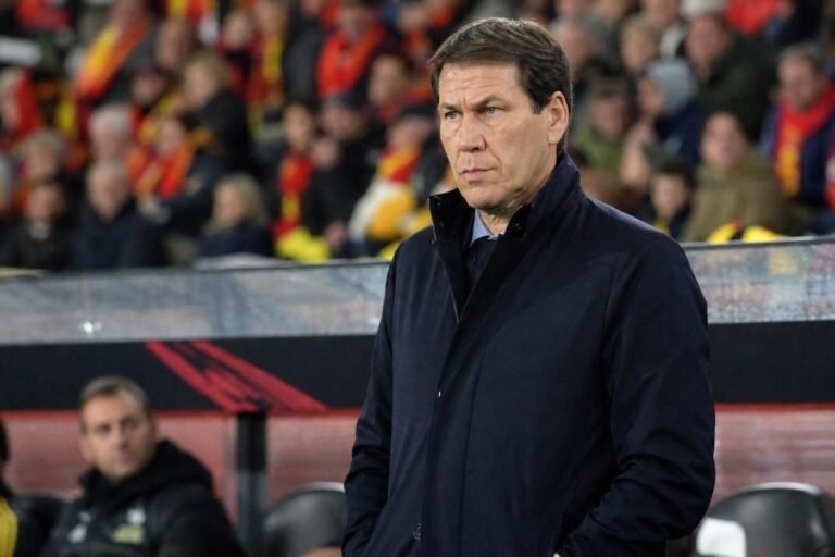 Rudi Garcia in een gespannen wedstrijdcontext bij de Rode Duivels