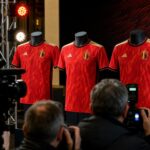 Persmoment rond de verlengde samenwerking tussen de Rode Duivels en Adidas tot 2034