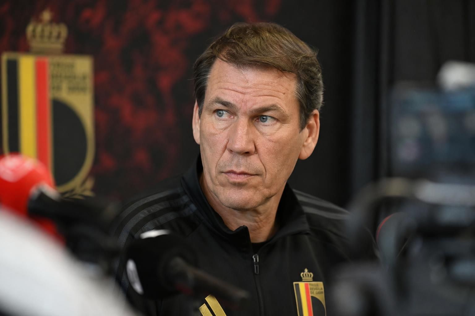 Rudi Garcia in een gespannen context bij de Rode Duivels richting een WK-wedstrijd