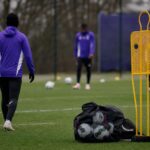Een gespannen trainingssfeer op Neerpede bij RSC Anderlecht zonder herkenbare gezichten.