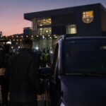 Transfercontext rond Barcelona bij een stadion zonder herkenbare gezichten