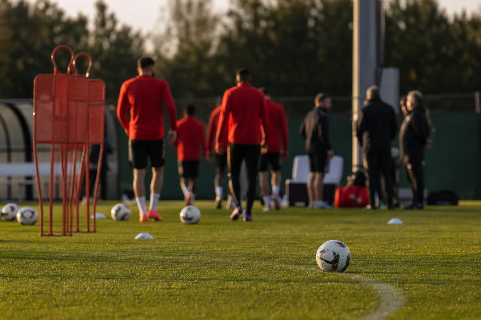Tense trainingssfeer bij de Rode Duivels tijdens het WK zonder herkenbare spelers