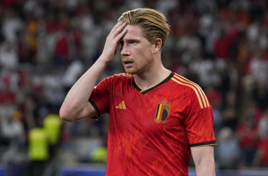 Kevin De Bruyne tijdens een gespannen WK-moment bij de Rode Duivels