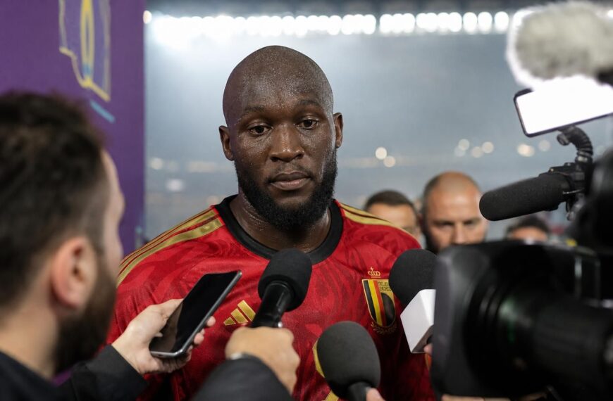 Romelu Lukaku reageert ontgoocheld na het gelijkspel van de Rode Duivels tegen Iran op het WK 2026