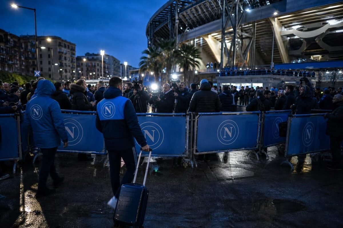 Transfercontext rond Rasmus Højlund en Napoli na zijn definitieve overstap vanuit Manchester United