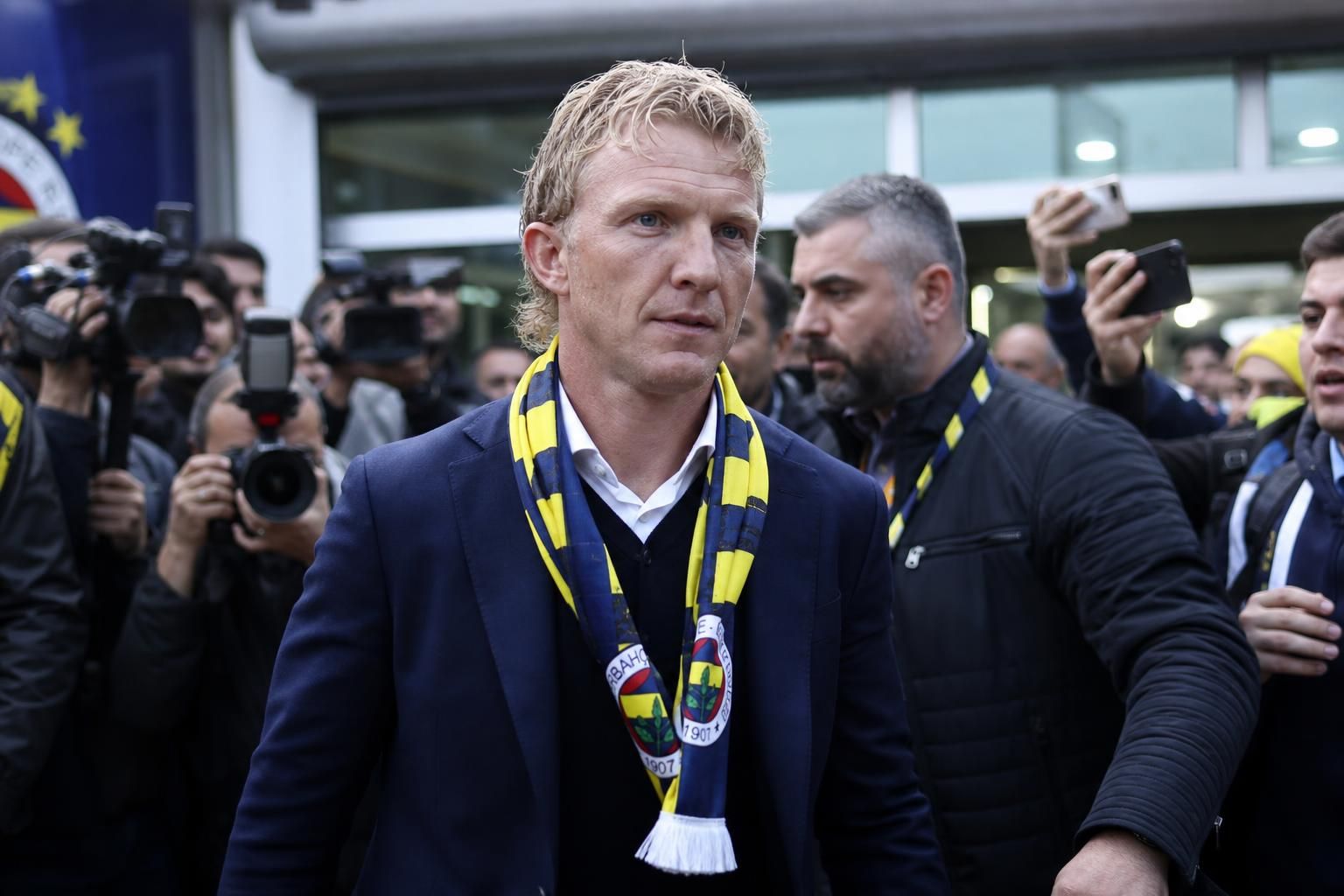 Dirk Kuijt in een Fenerbahçe-context bij zijn nakende overstap naar Istanbul