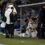 Gespannen sfeer rond de Duitse bank na een blessure op het WK