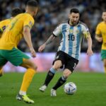 Lionel Messi in actie voor Argentinië tijdens het WK
