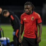 Jérémy Doku tijdens een gespannen trainingsmoment bij de Rode Duivels