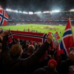 Noorse supporters vieren met de Viking Row tijdens het WK