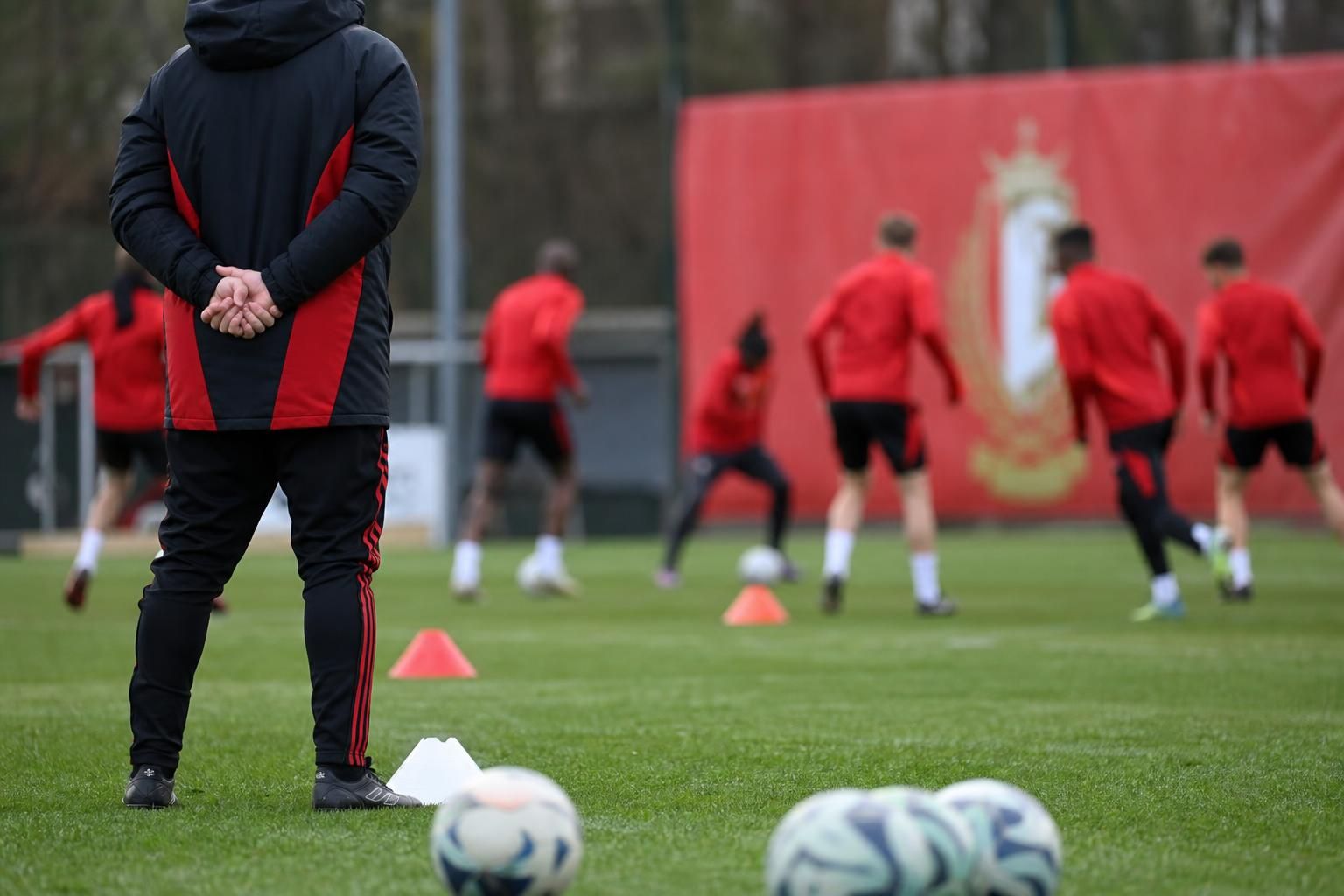 Trainingssfeer bij Standard Luik rond een mogelijke versterking van de technische staf