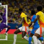 Spelmoment uit Colombia tegen DR Congo op het WK