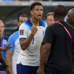 Jude Bellingham in een gespannen wedstrijdcontext tijdens Engeland-Ghana