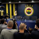 Perscontext rond de terugkeer van Dirk Kuijt als assistent-trainer bij Fenerbahçe