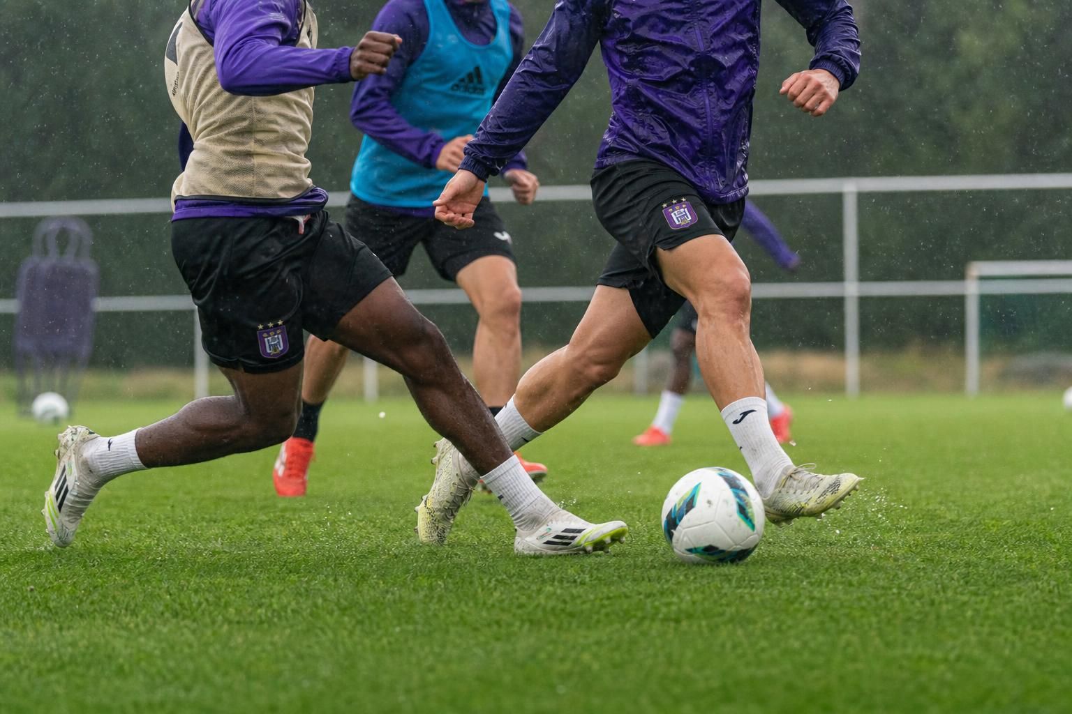 Intense training van RSC Anderlecht onder Vitor Bruno zonder herkenbare gezichten