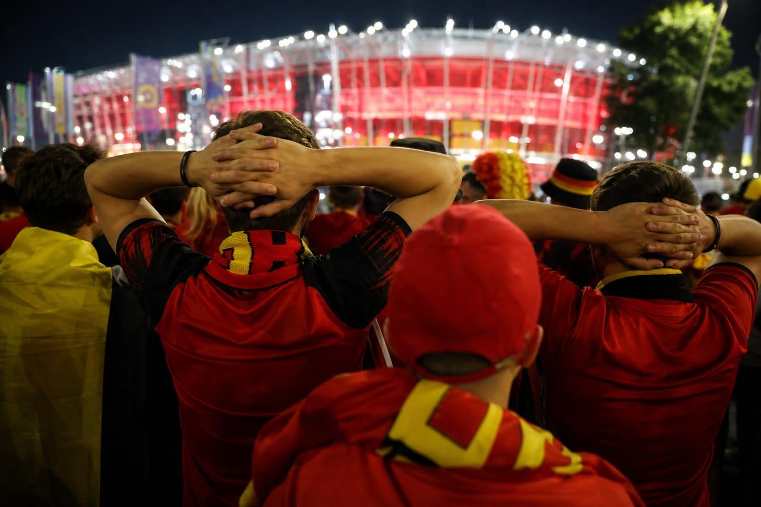 Belgische supporters volgen gespannen het WK-verloop rond de Rode Duivels