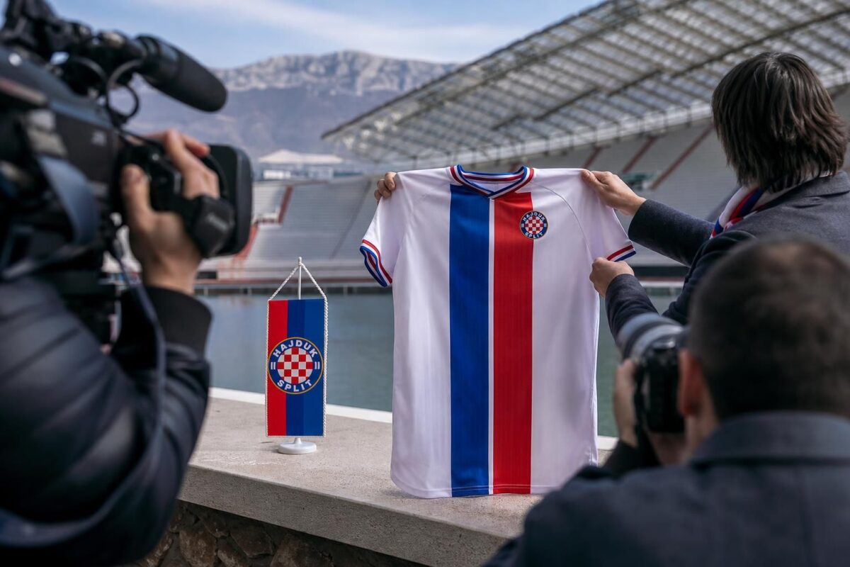 Transfercontext rond Hajduk Split na de komst van Alec Van Hoorenbeeck