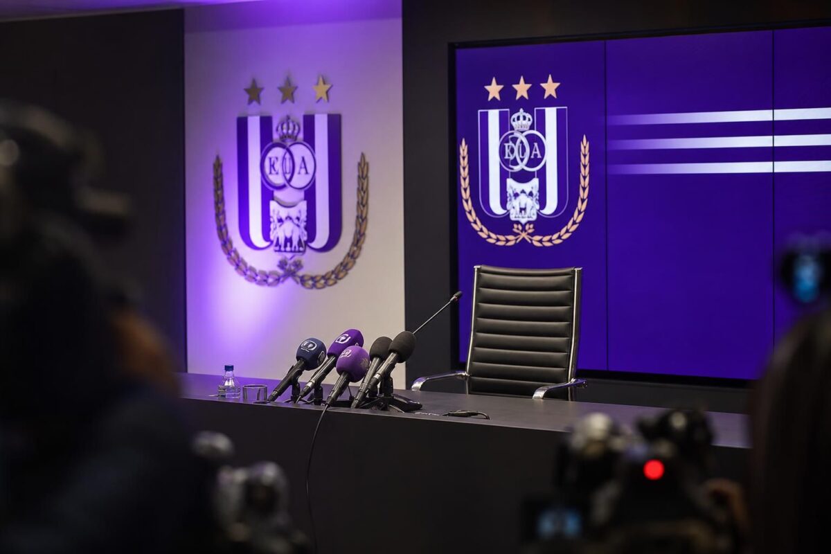 Pressfeer bij RSC Anderlecht rond de keuze voor Vitor Bruno