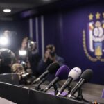 Persmoment bij Anderlecht in een gespannen maar hoopvolle sfeer