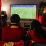 Belgische supporters volgen gespannen een vroeg WK-duel van de Rode Duivels